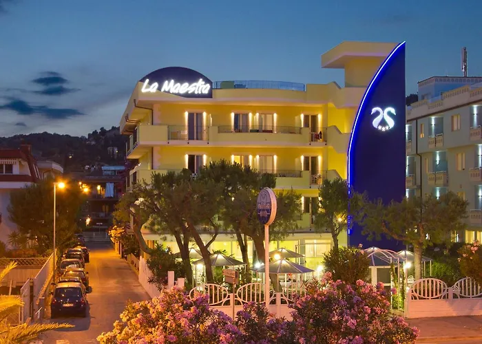 Hotel La Maestra